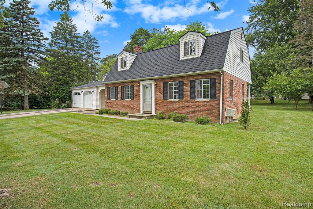 513 RIVERSIDE Drive, Linden, MI 48451 — Photo 5