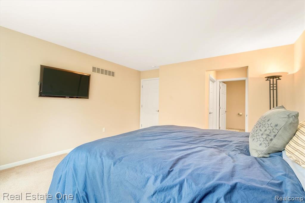 43543 Abbey Circle, Canton, MI 48187 — Photo 29
