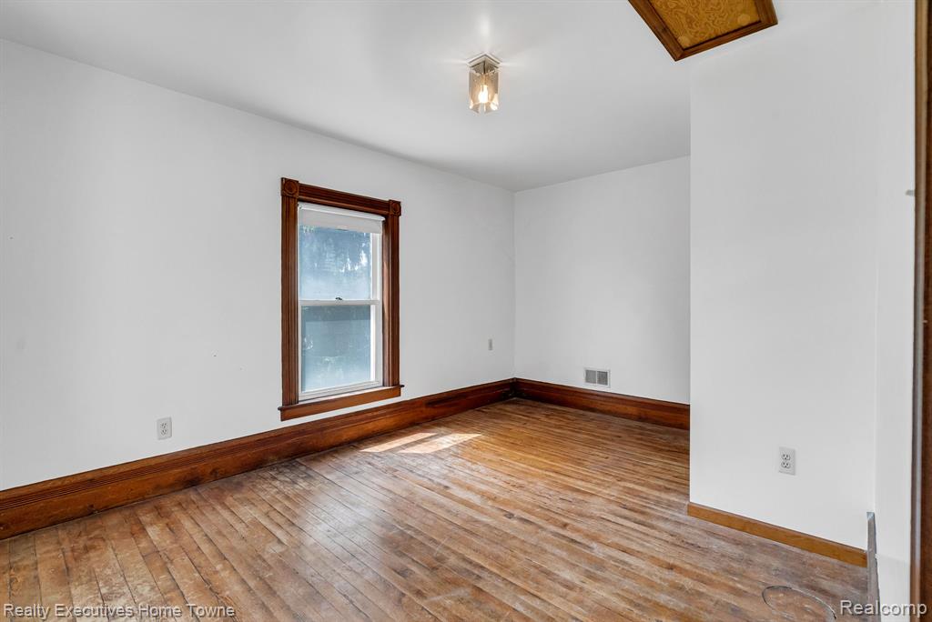 5390 Walker Road, Clyde, MI 48049 — Photo 44