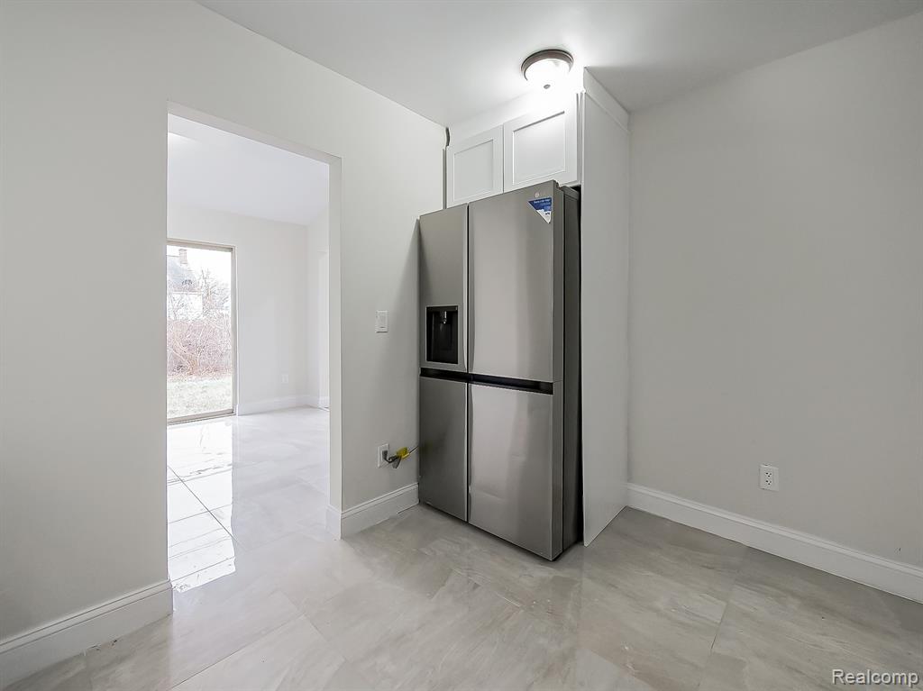 1730 E Woodruff Avenue, Hazel Park, MI 48030 — Photo 19