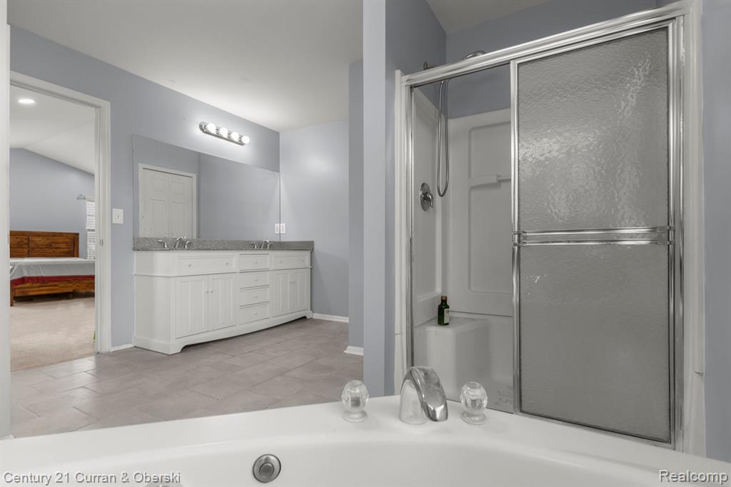 3880 BRIGHTON Lane, Canton, MI 48188 — Photo 32