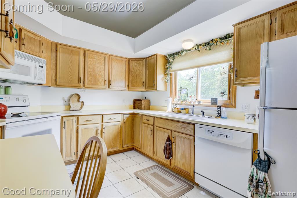 4439 Larkspur Court, Warren, MI 48092 — Photo 10