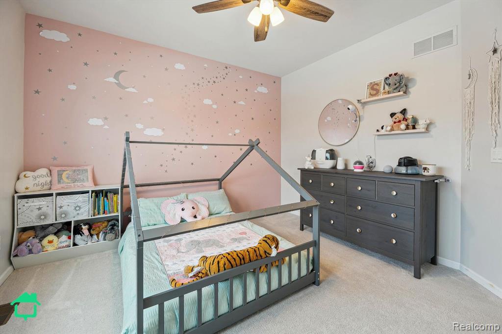 51256 SCARBOROUGH Road, Canton, MI 48188 — Photo 32