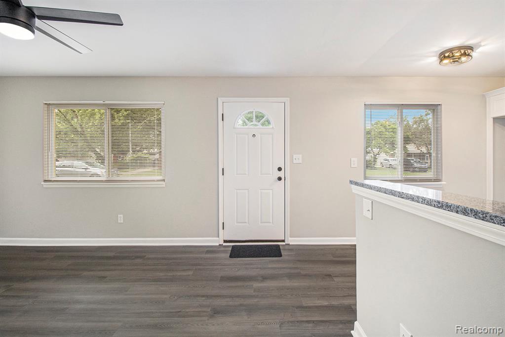 8105 Syracuse Street, Taylor, MI 48180 — Photo 2
