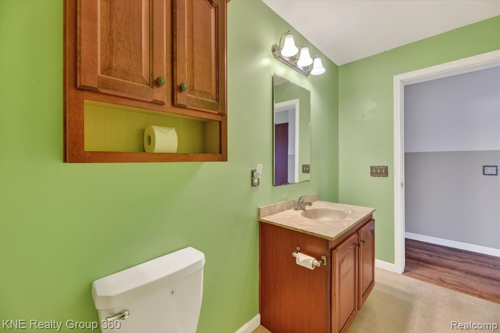 1525 Shoreline Drive, Hartland, MI 48353 — Photo 24