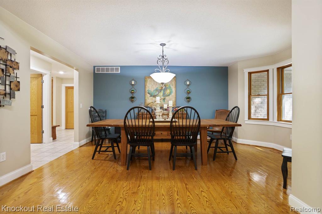 9763 BEECH TREE Lane, Frankenmuth, MI 48734 — Photo 10