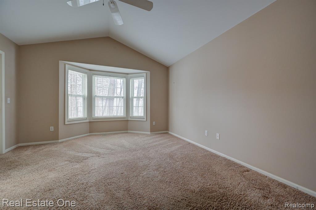6564 Summit Ridge, Clarkston, MI — Photo 18