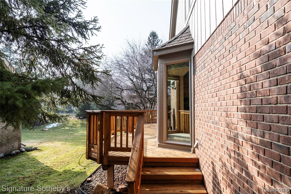 16819 Country Knoll Drive, Northville, MI 48168 — Photo 7