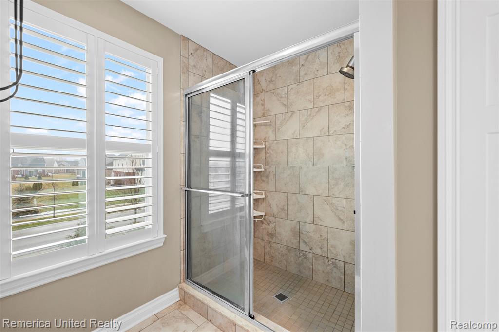 61964 Saddlecreek Drive, South Lyon, MI 48178 — Photo 41