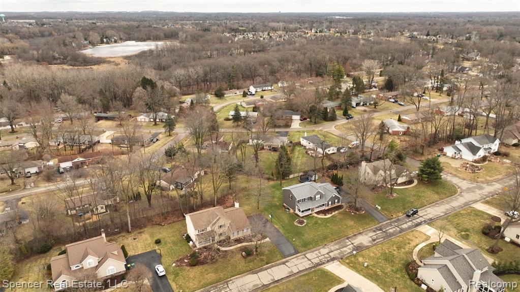 6350 Waldon Woods Drive, Clarkston, MI — Photo 18