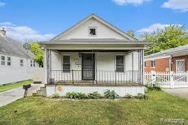 7653 Warwick Street, Detroit, MI 48228 — front exterior