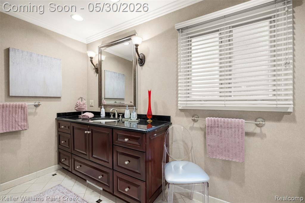 38880 Sahr Court, Clinton Twp, MI 48038 — Photo 27