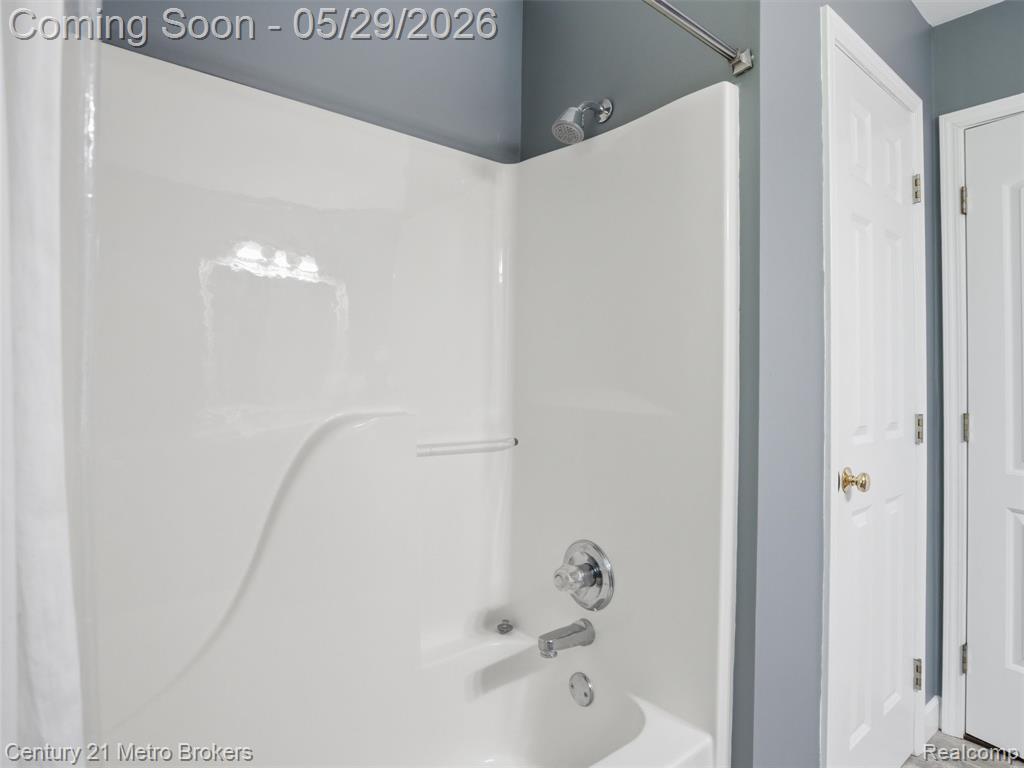 11447 N Latson Road, Linden, MI 48451 — Photo 18