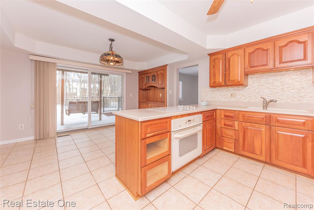 41958 Sunderland Drive, Canton, MI 48187 — Photo 26