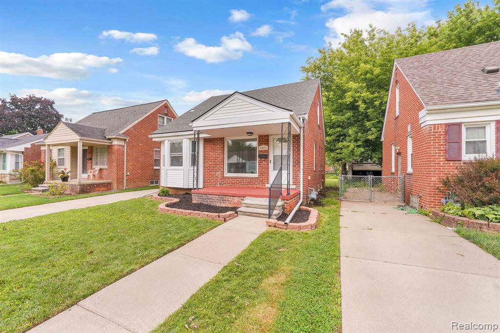 10015 Marion, Redford, MI 48239 — Photo 4