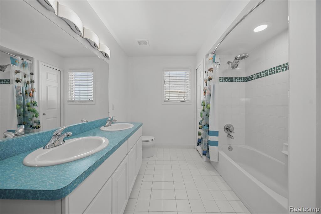 52455 Indian Summer Drive, Chesterfield, MI — Photo 26