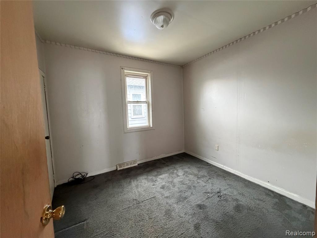 8249 Packard Avenue, Warren, MI 48089 — Photo 10