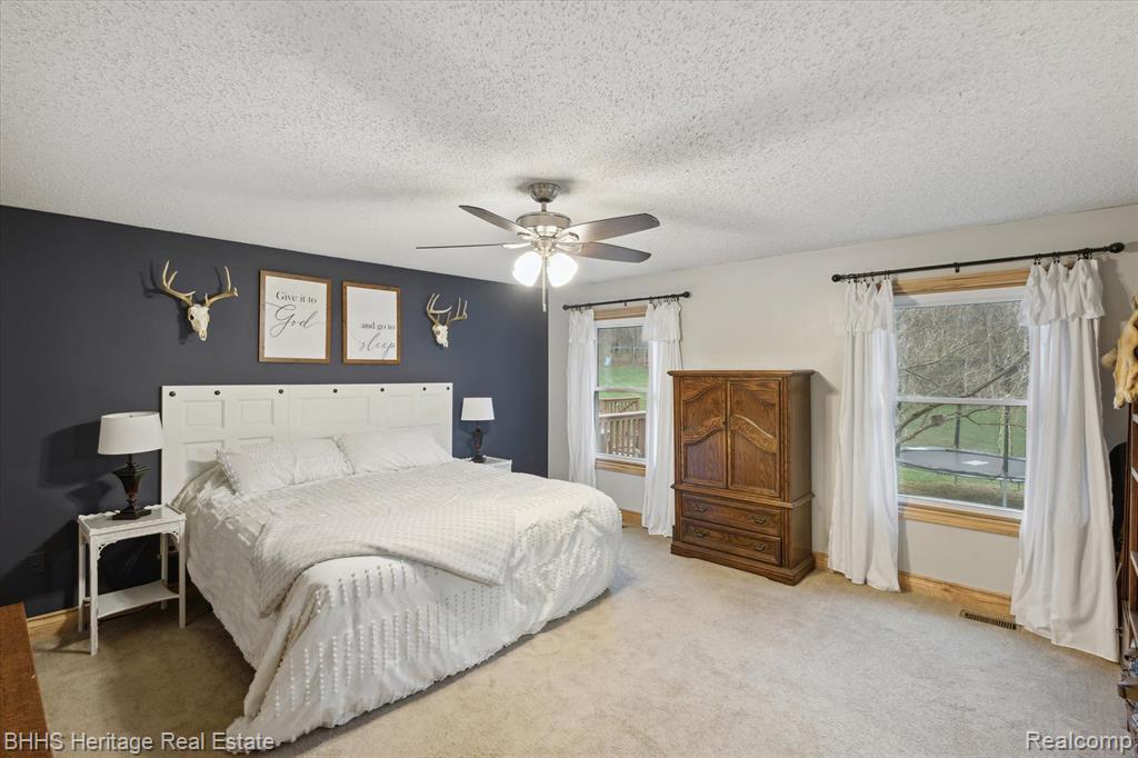 5904 W ALLEN Road, Fowlerville, MI 48836 — Photo 22