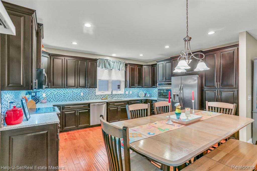 3152 Spruce Drive, Port Huron, MI 48060 — Photo 22