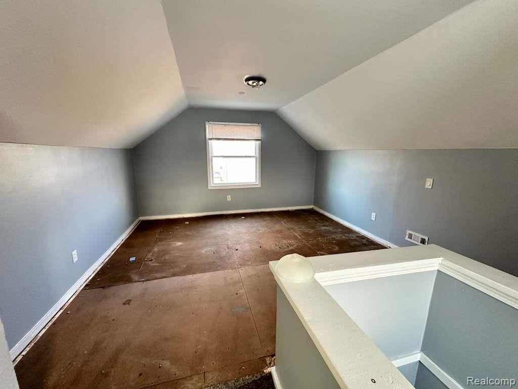 8685 Vaughan Street, Detroit, MI 48228 — Photo 11