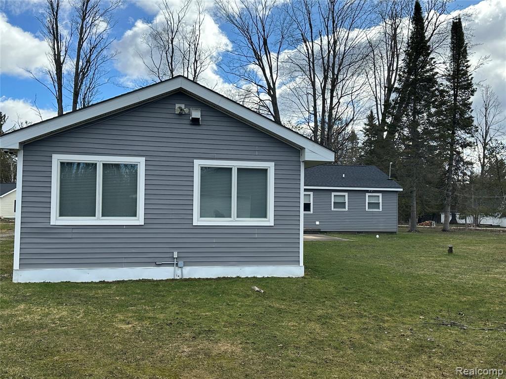 7726 Lake Street, Alanson, MI 49706 — Photo 4