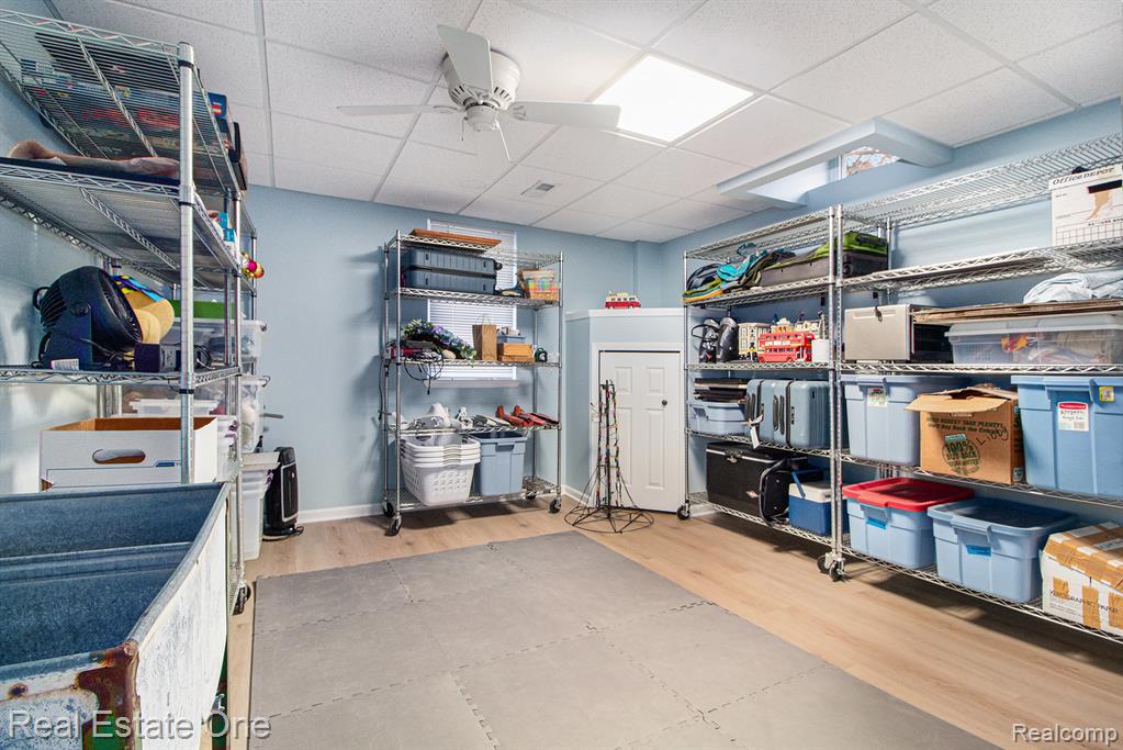 724 Knolls Landing Drive, 18, Milford, MI 48381 — Photo 30