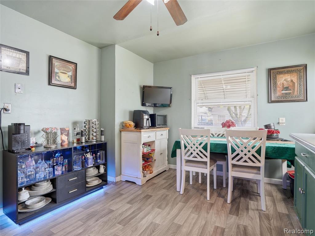 2112 Reo Avenue, Lincoln Park, MI 48146 — Photo 11