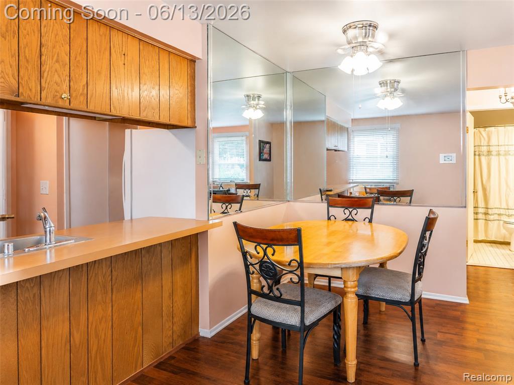 1442 Mariner Drive, Walled Lake, MI 48390 — Photo 12