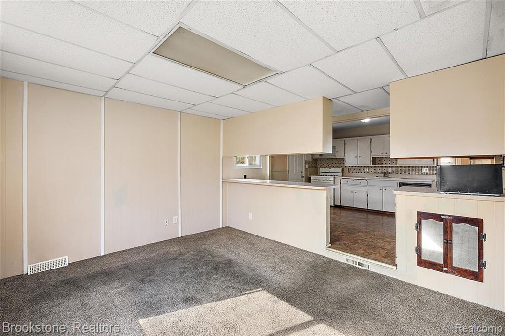 7528 Anna Avenue, Warren, MI 48092 — Photo 11