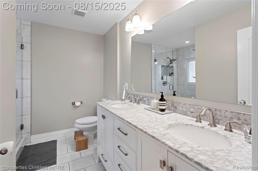 5570 Tadworth Place, West Bloomfield, MI — Photo 28