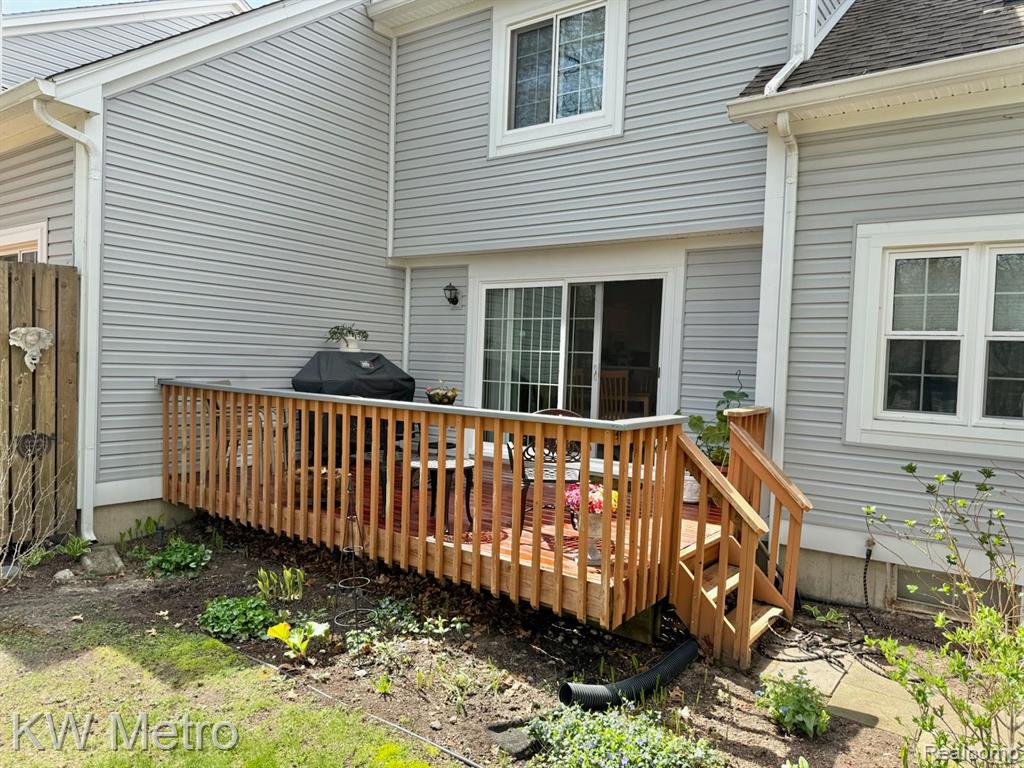 6868 TANGLE WOOD, Waterford, MI 48327 — Photo 15