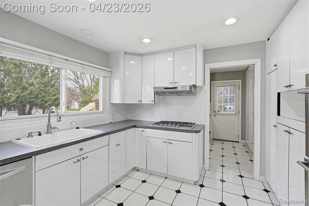 5701 Tequesta Court, West Bloomfield, MI 48323 — Photo 14
