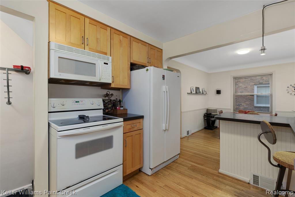 719 N Melborn Street, Dearborn, MI 48128 — Photo 9