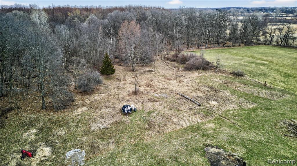 5516 W Lowe Road, Fowlerville, MI 48836 — Photo 9
