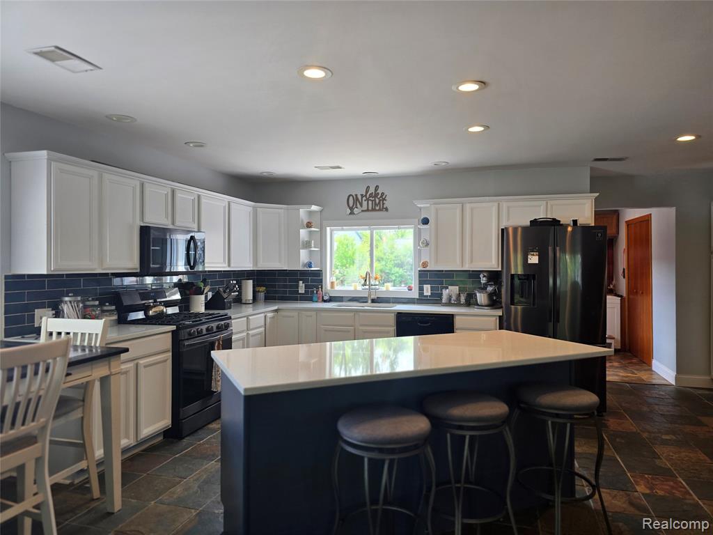 135 N Haven Street, Novi, MI 48377 — Photo 8