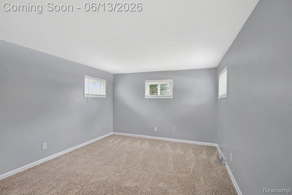 25383 Lawn Street, Roseville, MI 48066 — Photo 16