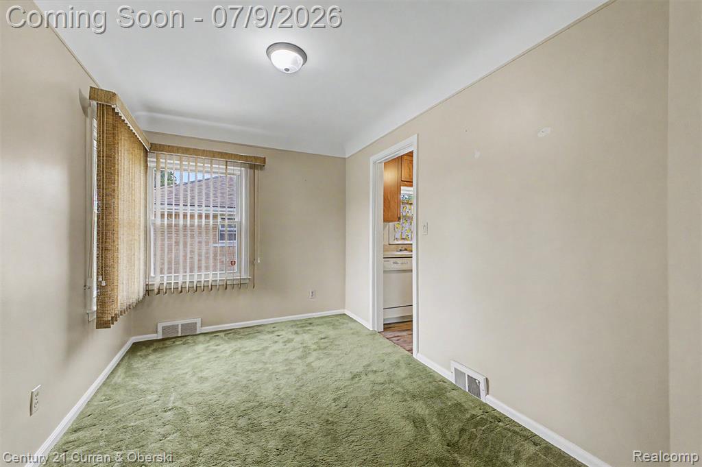 6999 Fenton Street, Dearborn Heights, MI 48127 — Photo 10