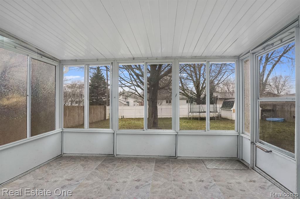 5132 WISHING WELL Drive, Grand Blanc, MI 48439 — Photo 13
