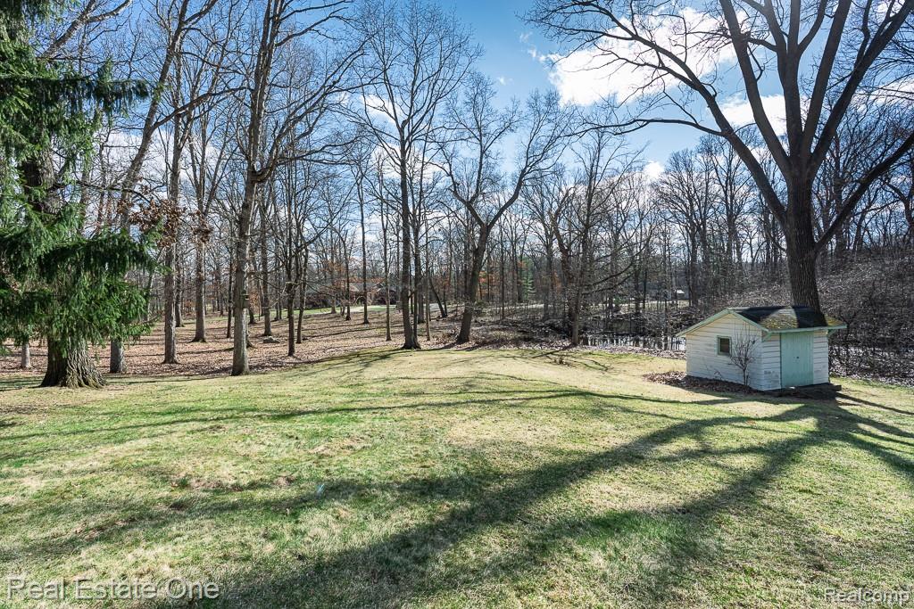 515 Whims Lane, Rochester, MI 48306 — Photo 2