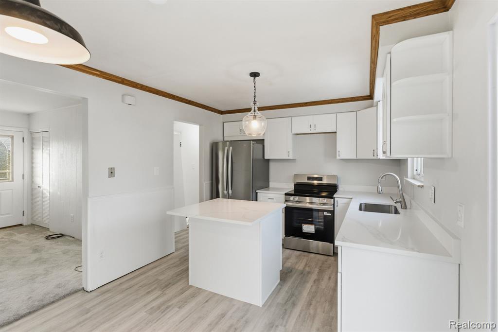 42142 Betley Drive, Sterling Heights, MI 48313 — Photo 12