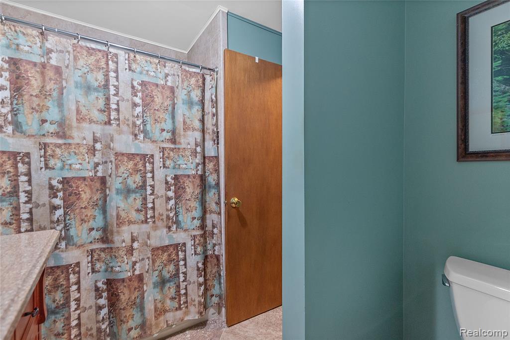 4440 Oakvista Avenue, Clarkston, MI — Photo 15