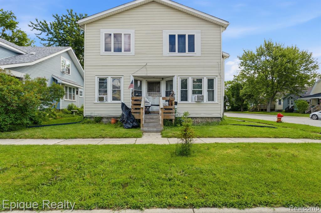 1334 13th Street, Port Huron, MI 48060