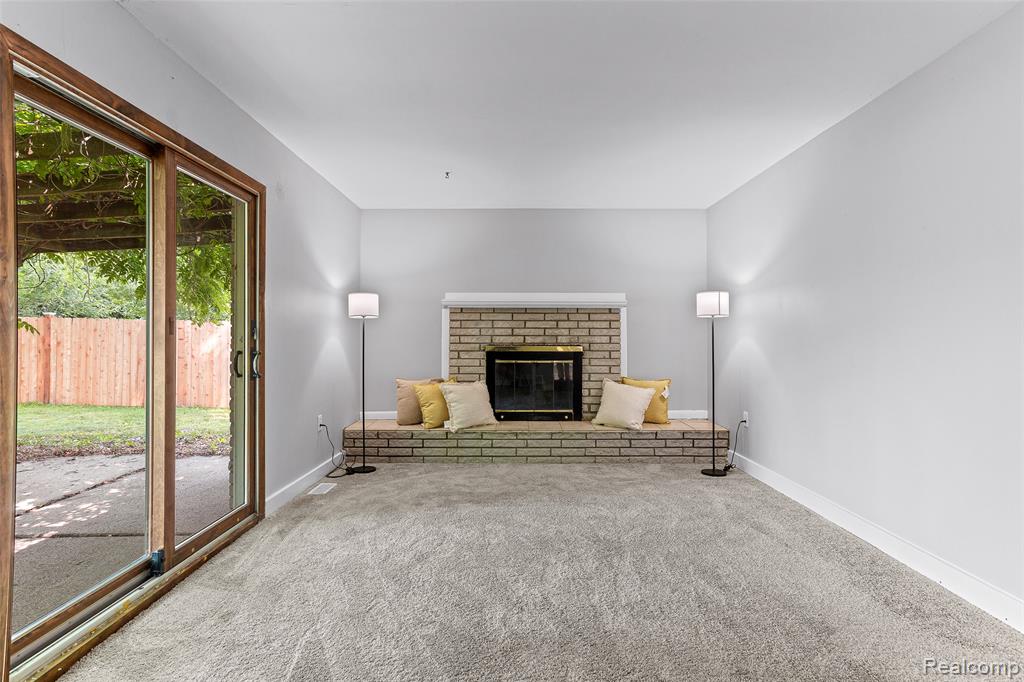 3904 Cloverlawn Avenue, Ypsilanti, MI 48197 — Photo 18