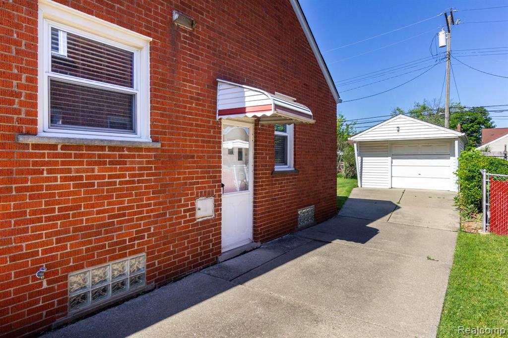 9854 Colwell Avenue, Allen Park, MI 48101 — Photo 28