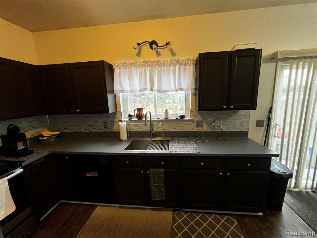 1620 Dartmoor Drive, Howell, MI 48843 — Photo 11