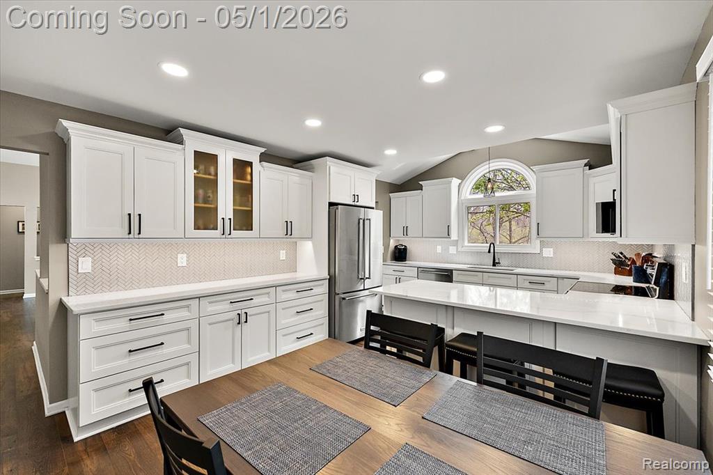 43316 Ashbury Drive, Novi, MI — Photo 17