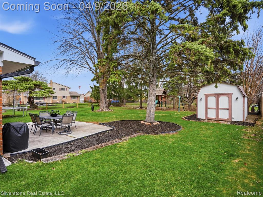 39722 Aynesley Street, Clinton Twp, MI 48038 — Photo 37