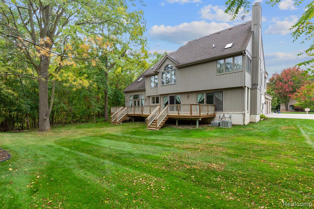 6786 TORYBROOKE Circle, West Bloomfield, MI 48323 — Photo 38