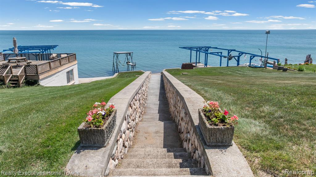 8308 Lakeshore, Burtchville, MI 48059 — Photo 12