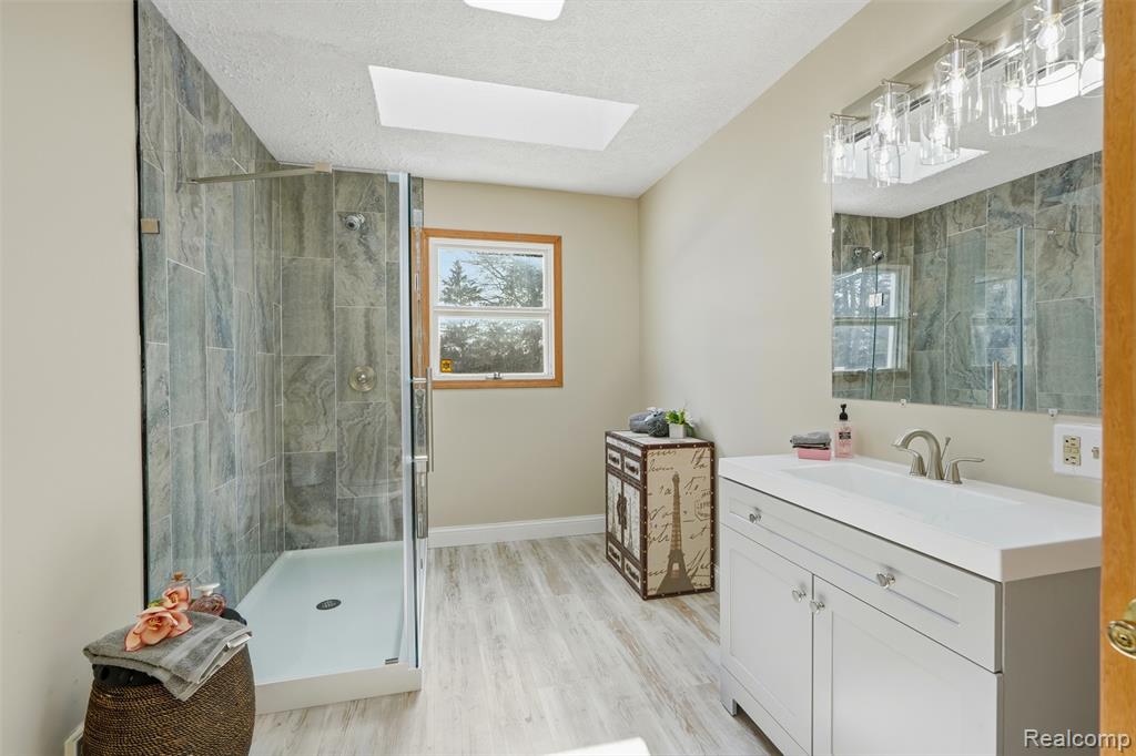 9875 W M 21, Ovid, MI 48866 — Photo 14